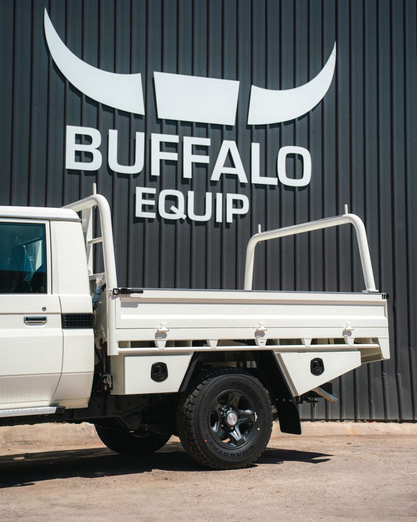 79 Series Landcruiser with a alloy heavy duty buffalo tray