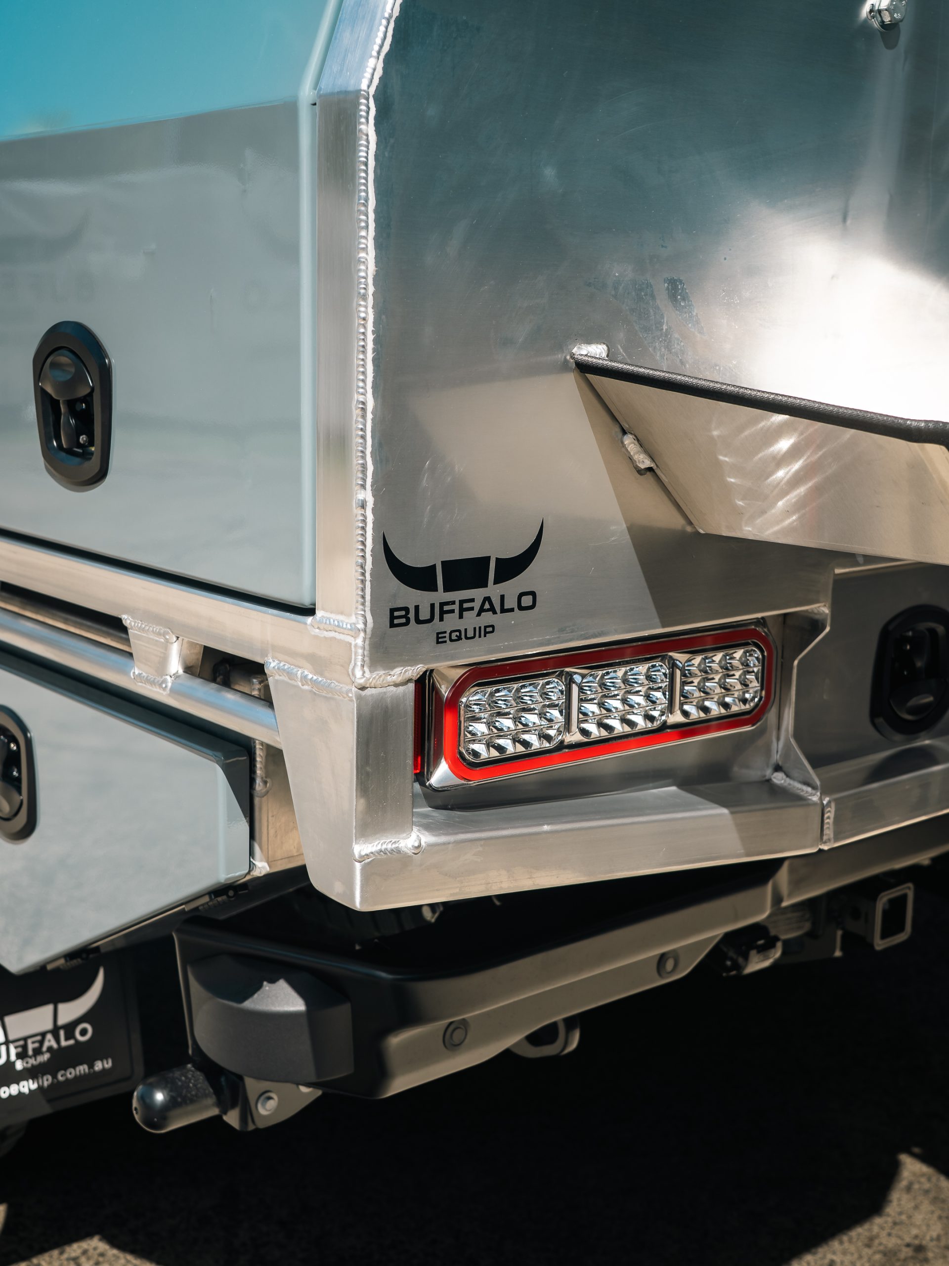 Inspiration Custom Chassis Mount Canopy with LED Sequential Autolamps